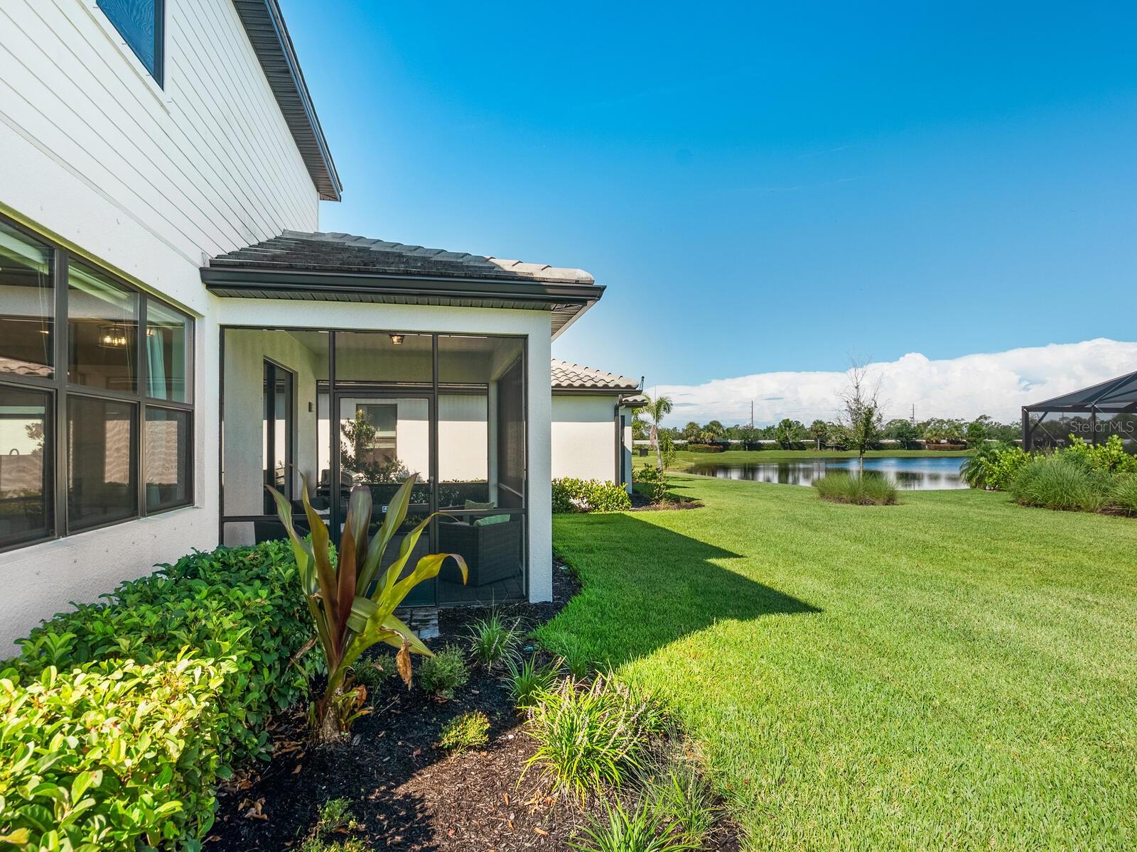 Image 36 of 50 For 6228 Baywood Court