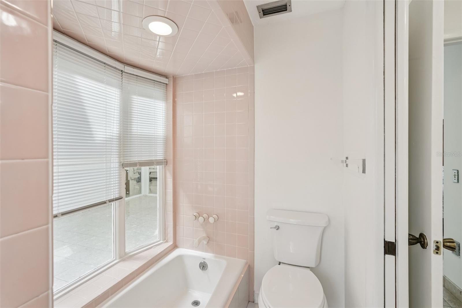 Image 21 of 48 For 2312 89th Street Nw 32