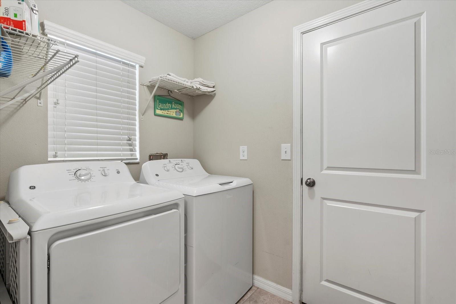 Image 21 of 41 For 6607 Trent Creek Drive