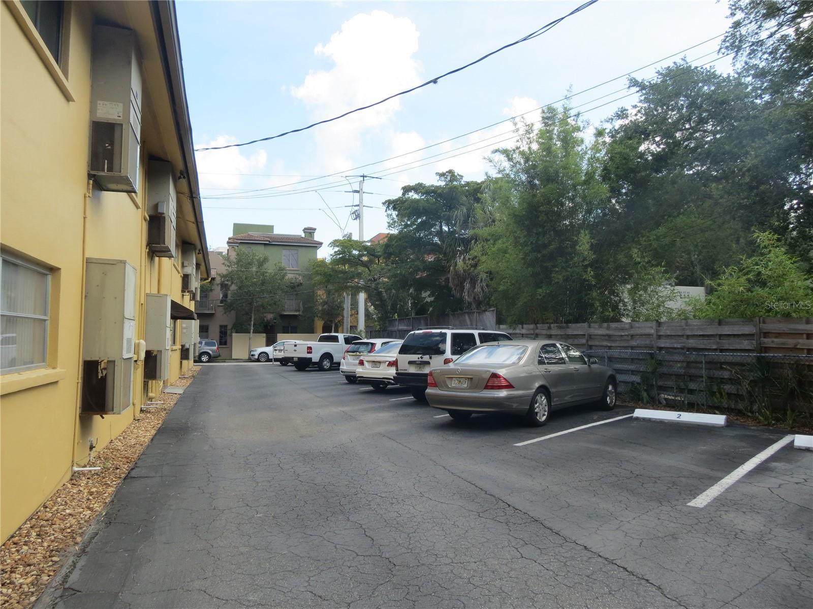 Image 16 of 16 For 615 Palm Avenue 4