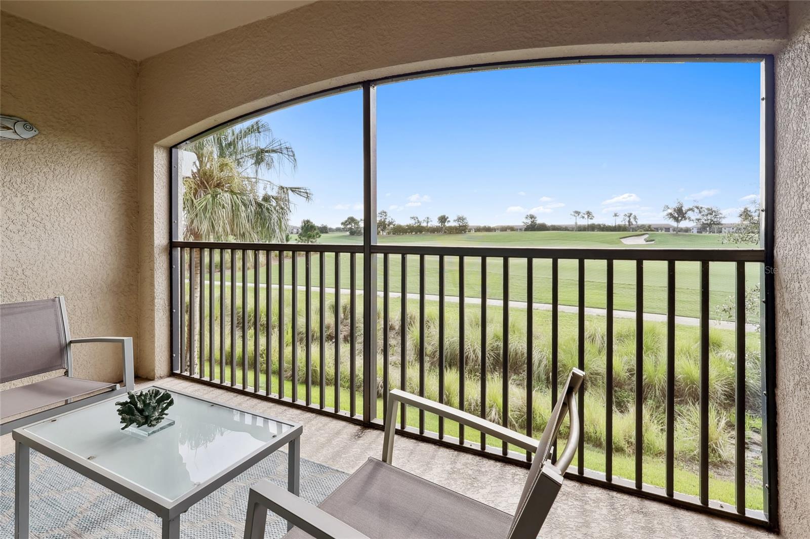 Listing photo id 17 for 5528 Palmer Circle 203