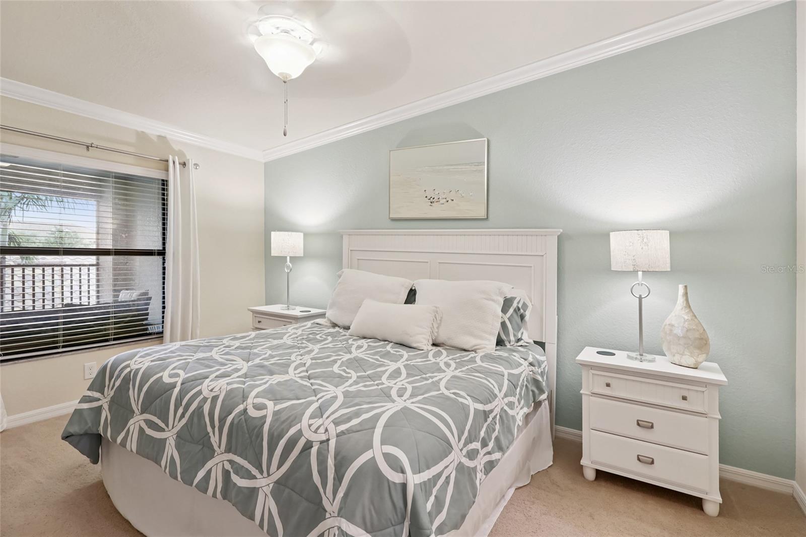 Listing photo id 22 for 5528 Palmer Circle 203