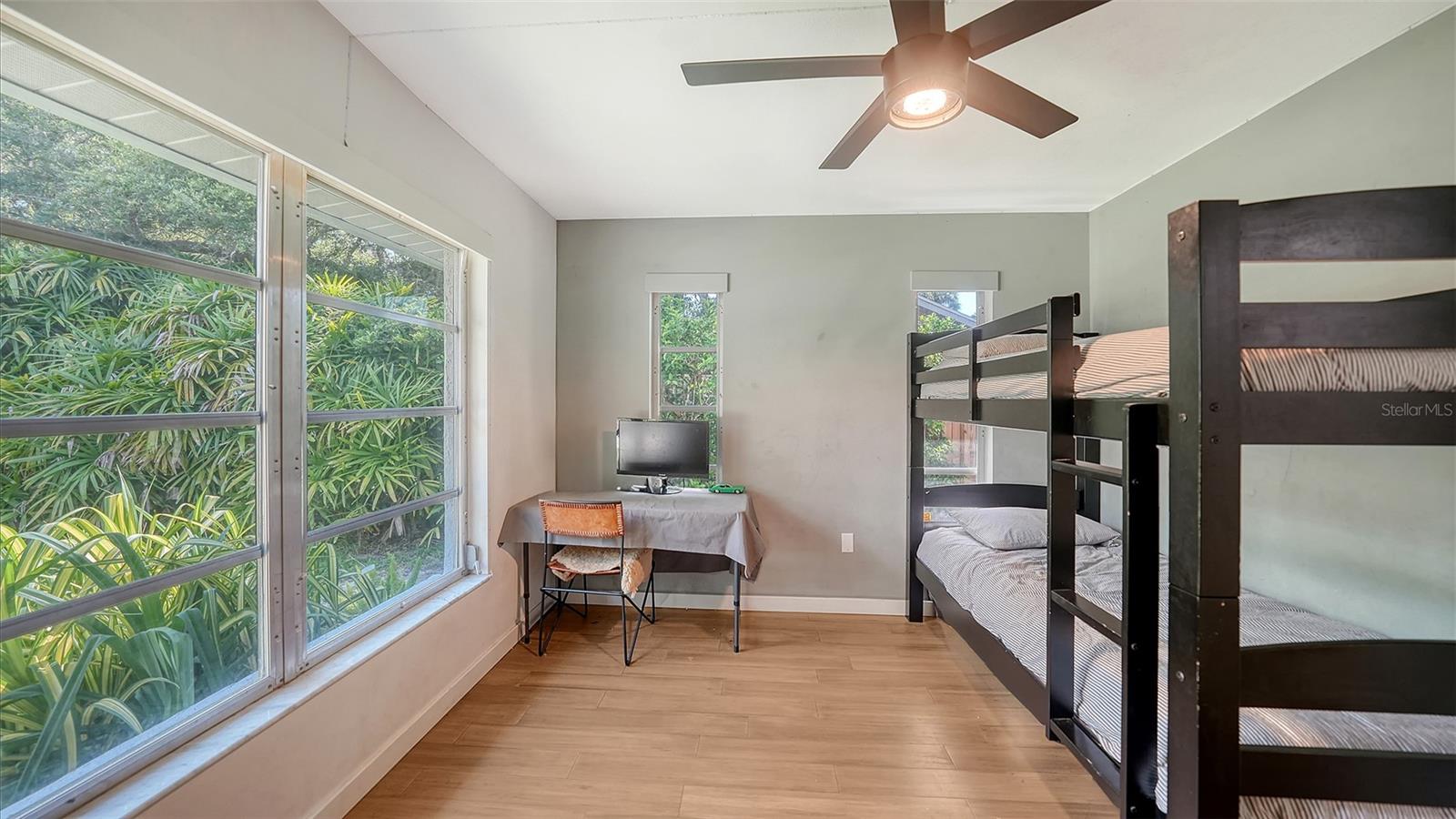 Image 19 of 33 For 2707 Greendale Drive
