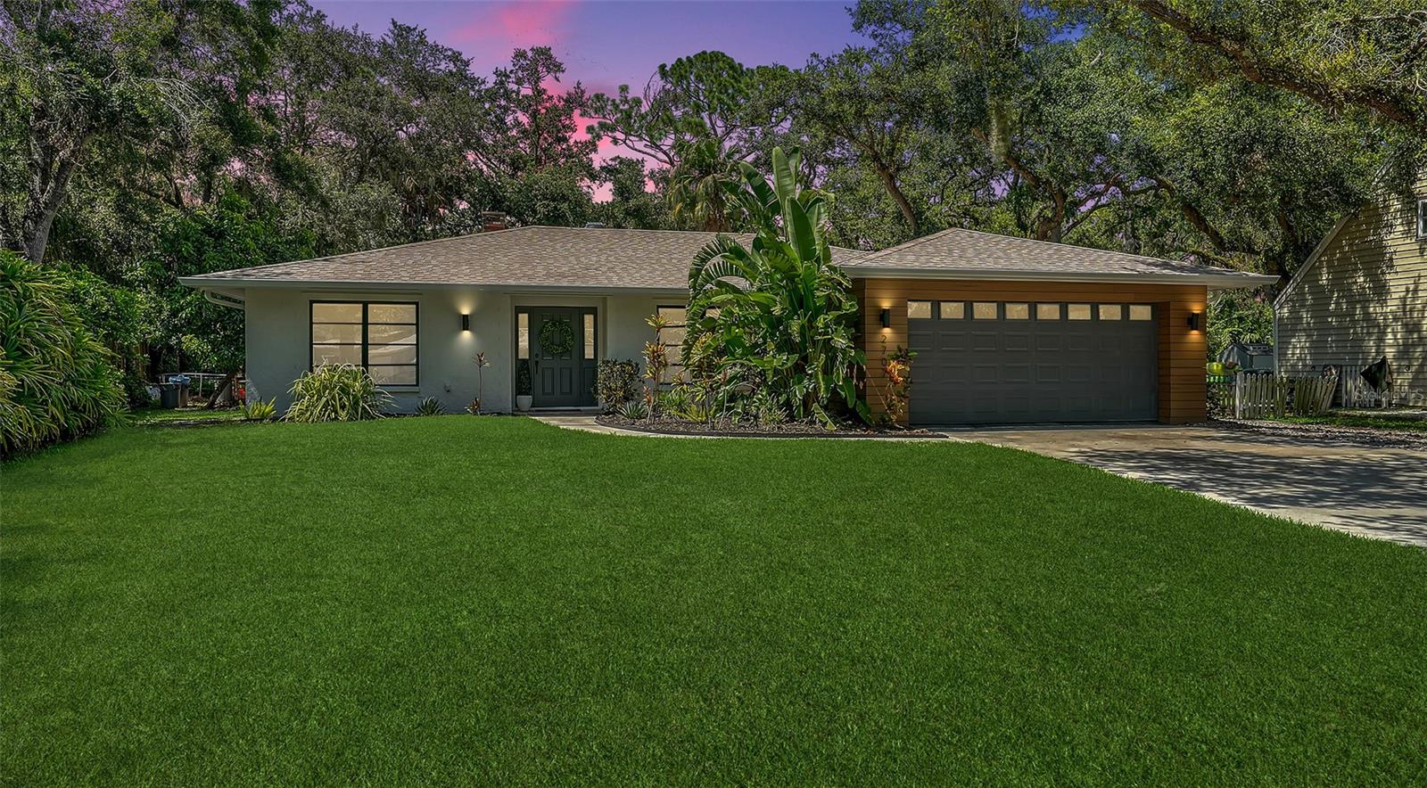 Image 2 of 33 For 2707 Greendale Drive