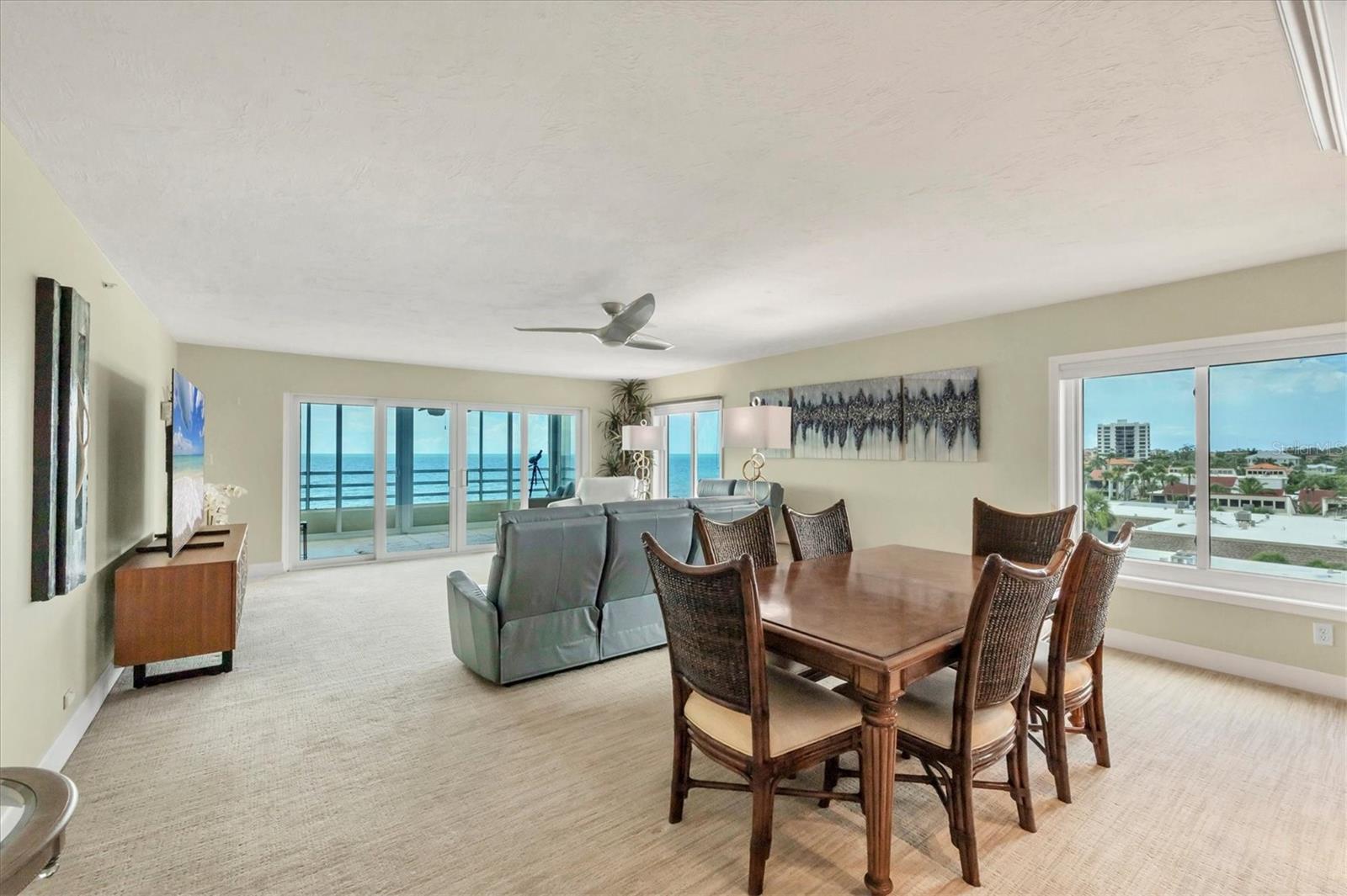 Image 8 of 27 For 550 Flamingo Drive 401