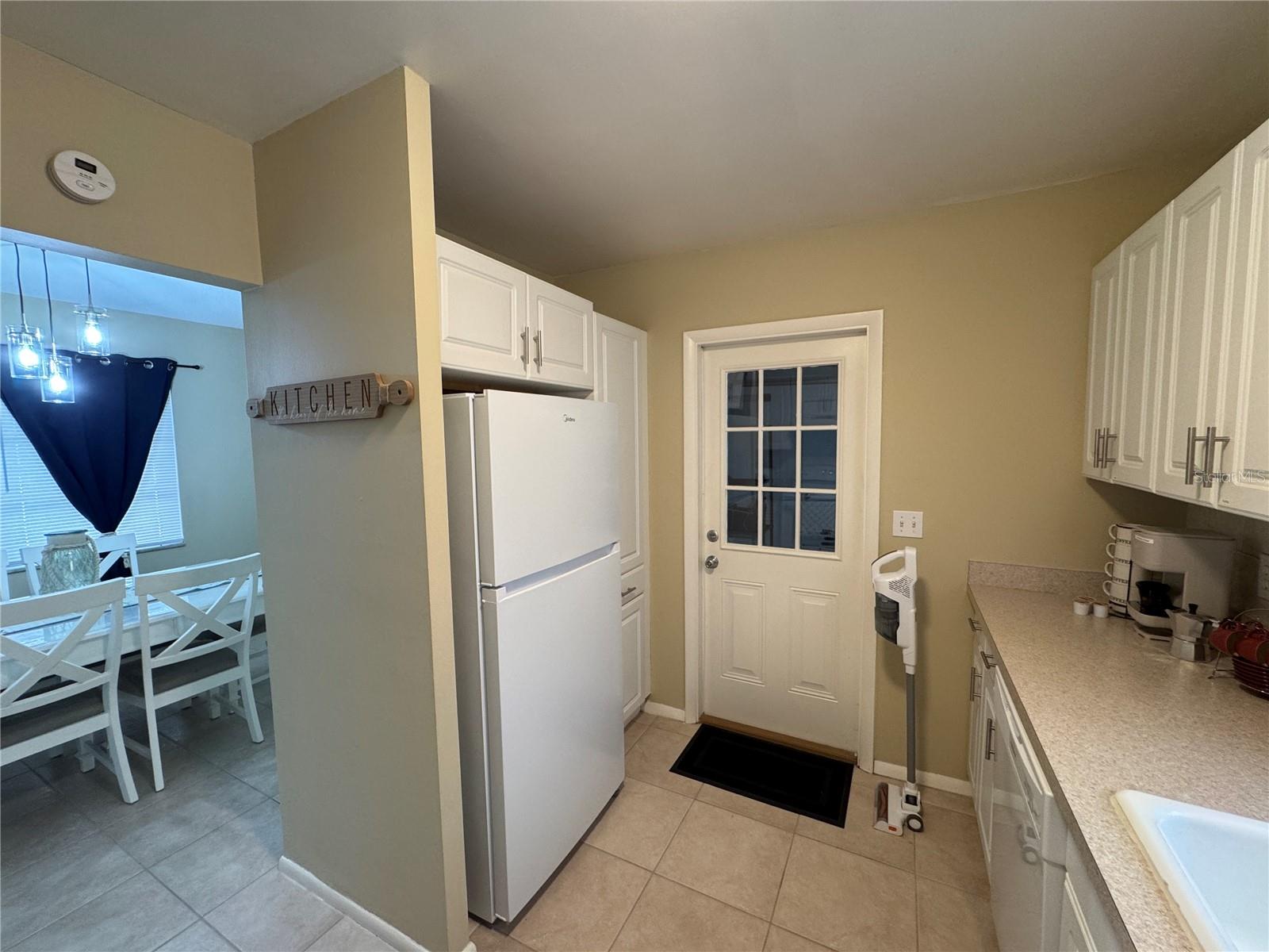 Image 12 of 19 For 22206 Laramore Avenue
