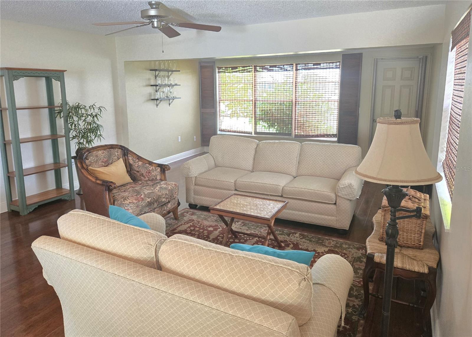Image 13 of 24 For 4523 Independence Drive