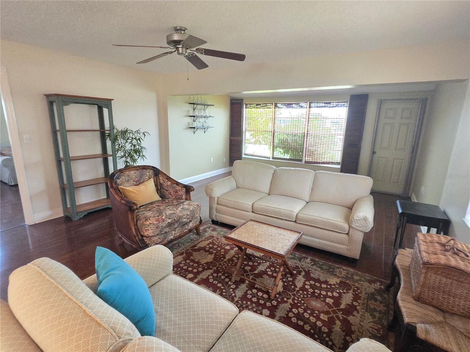 Image 6 of 24 For 4523 Independence Drive