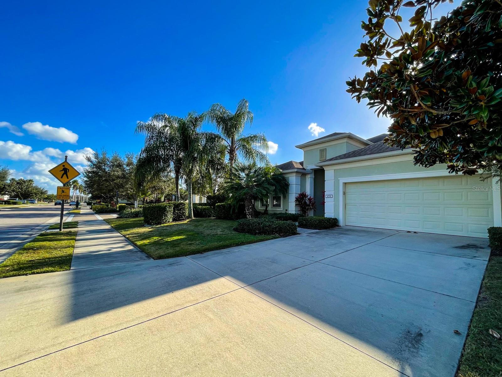 Image 2 of 40 For 4738 Claremont Park Drive