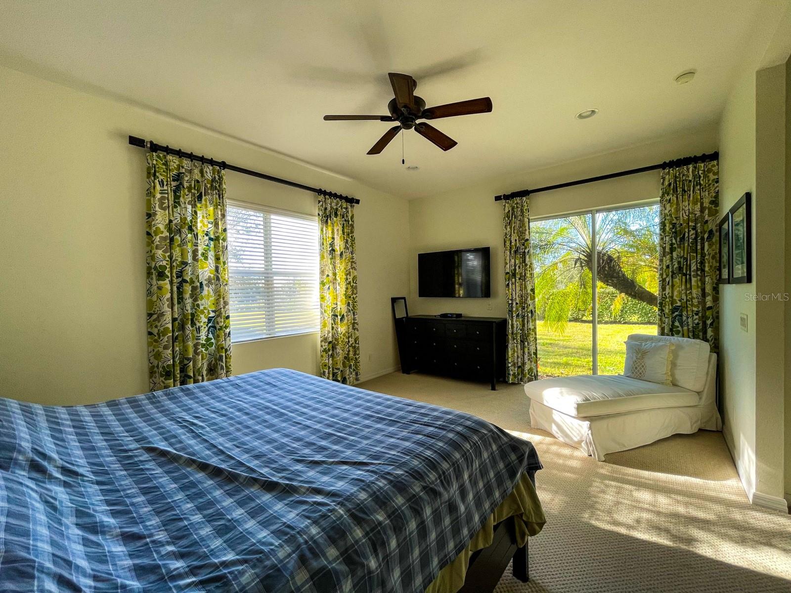 Image 33 of 40 For 4738 Claremont Park Drive