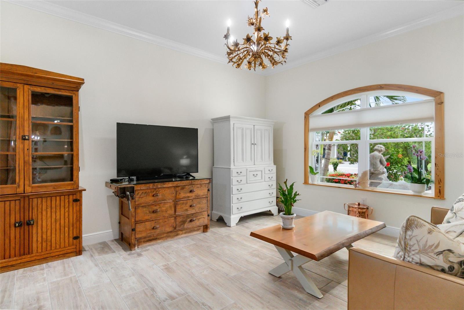 Image 37 of 70 For 7168 Ryedale Court