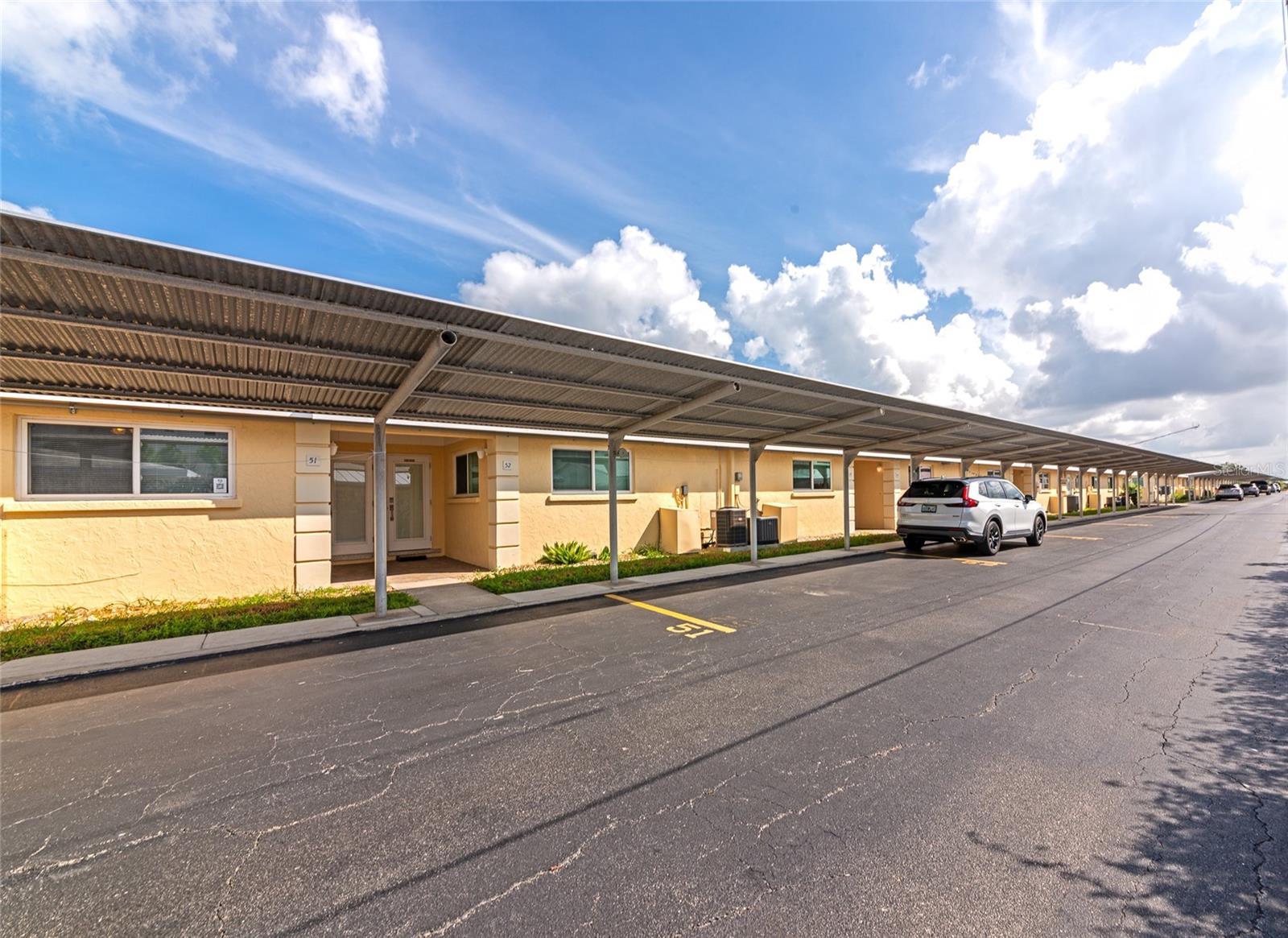 Image 30 of 68 For 6006 Midnight Pass Road 51