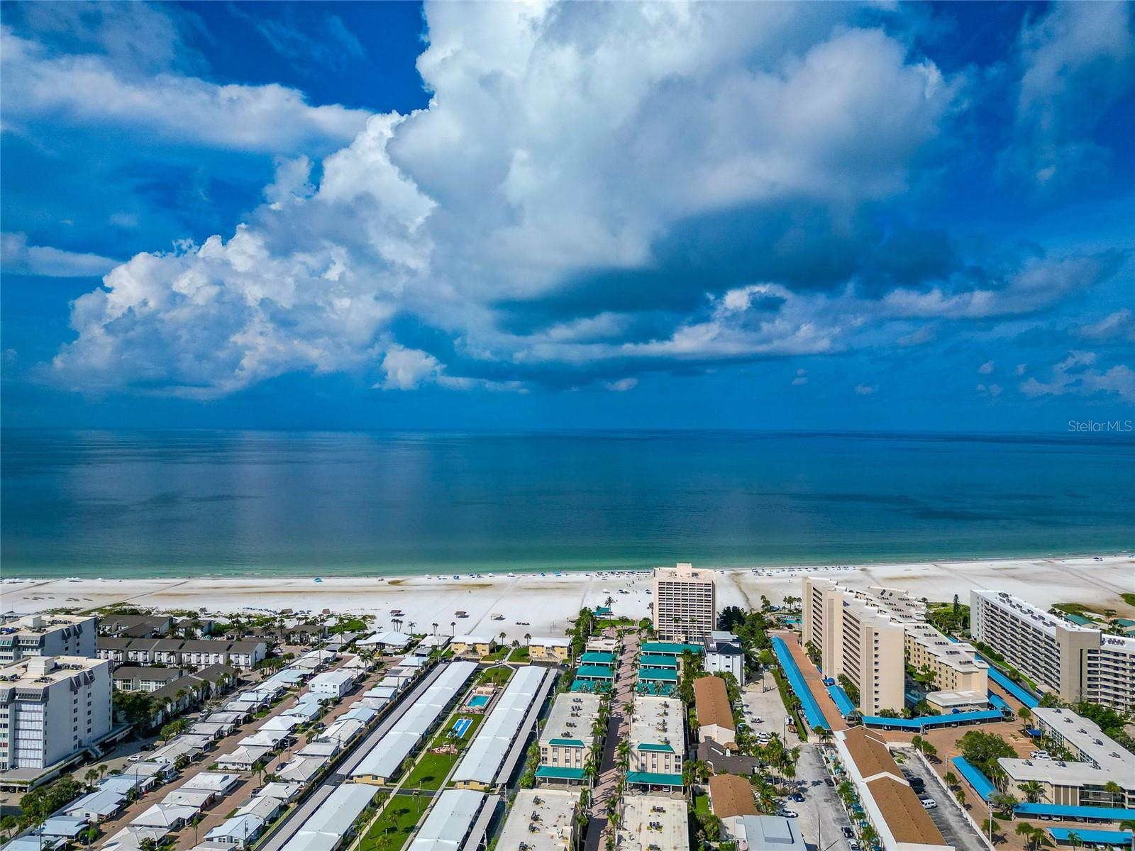 Image 66 of 68 For 6006 Midnight Pass Road 51