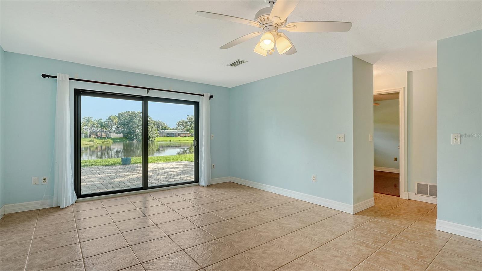 Image 10 of 26 For 1402 Palmwood Drive