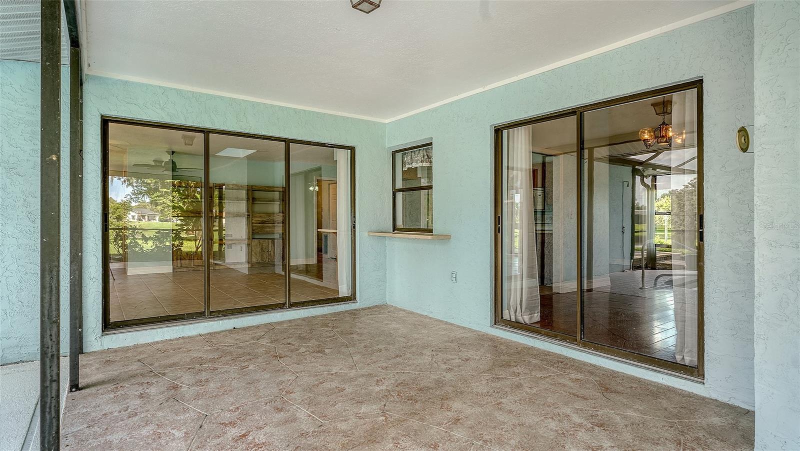 Image 19 of 26 For 1402 Palmwood Drive