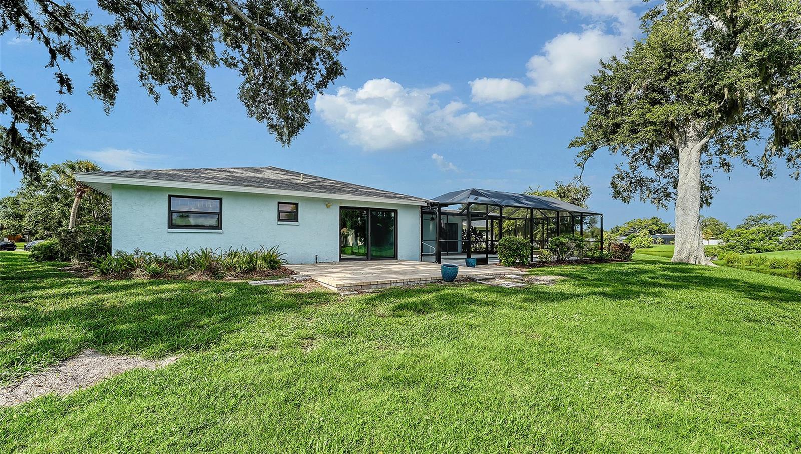 Image 23 of 26 For 1402 Palmwood Drive