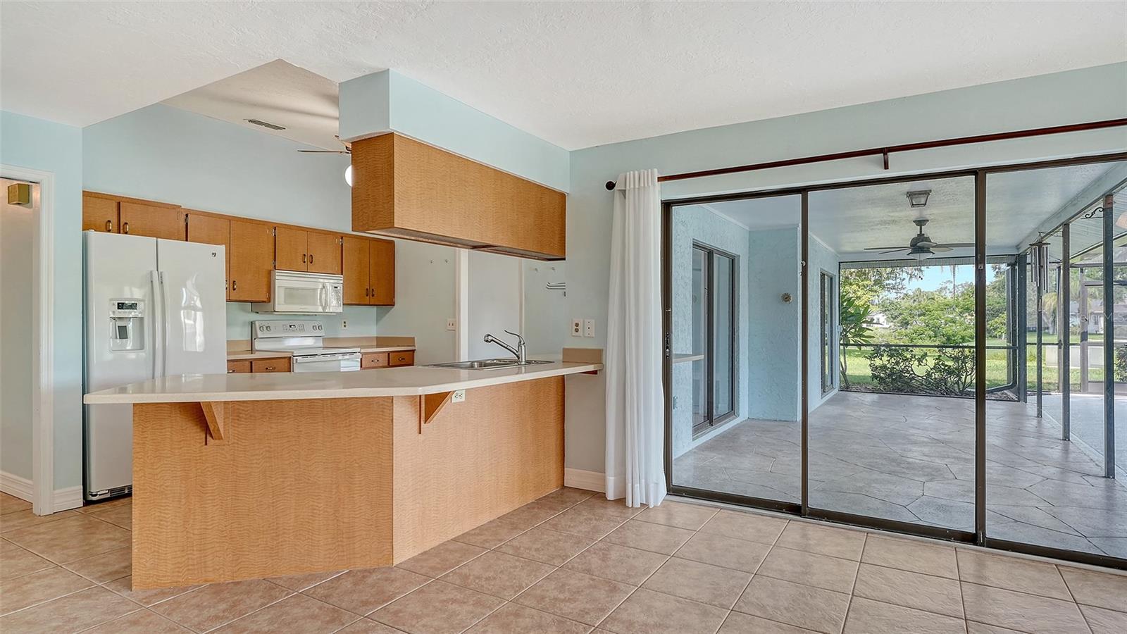 Image 7 of 26 For 1402 Palmwood Drive