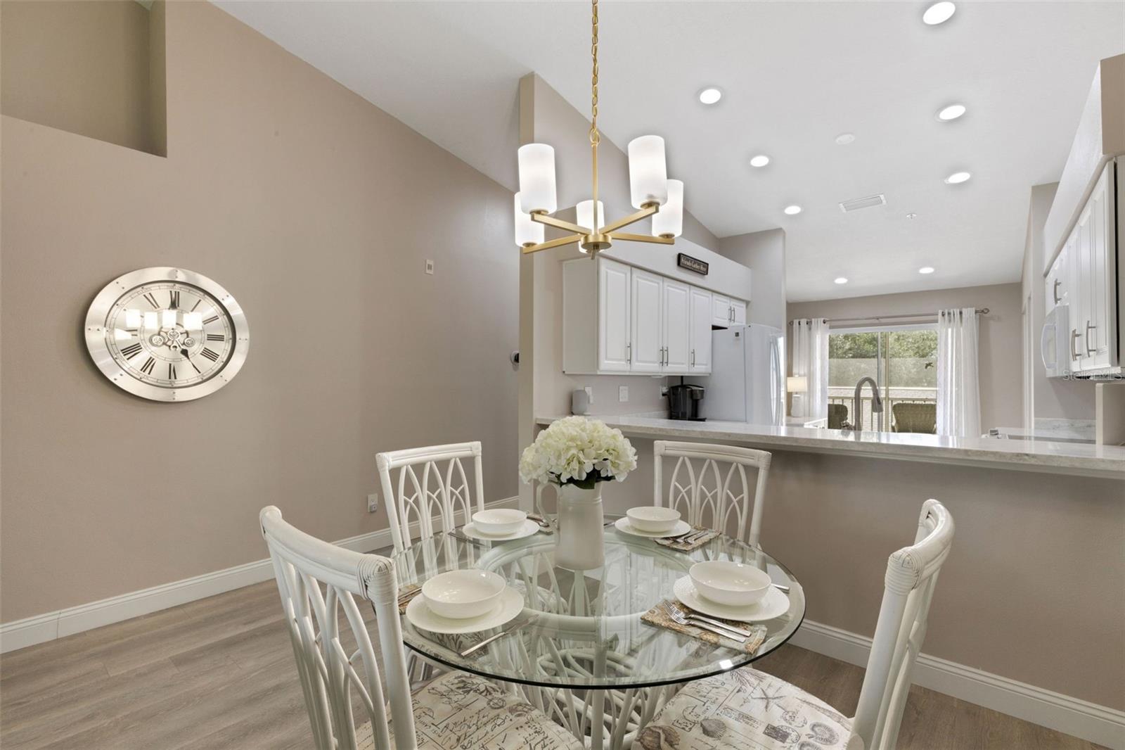 Image 20 of 92 For 8921 Veranda Way 325