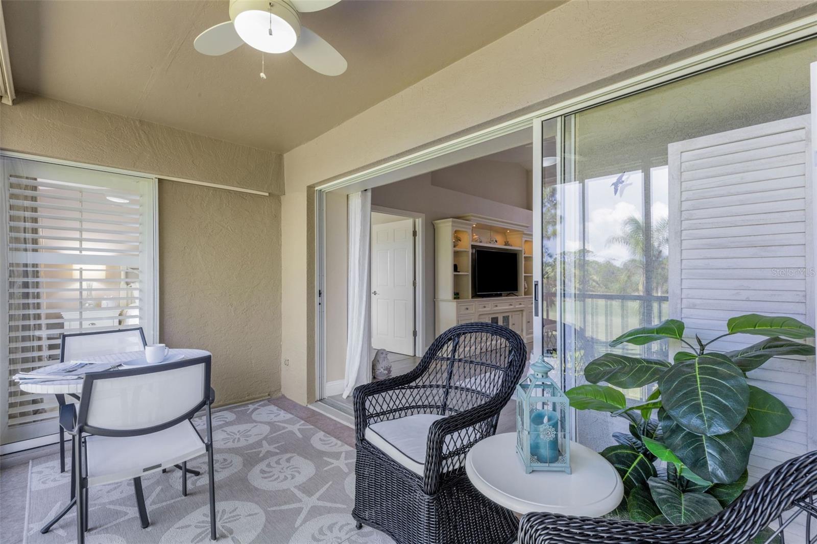 Image 28 of 92 For 8921 Veranda Way 325