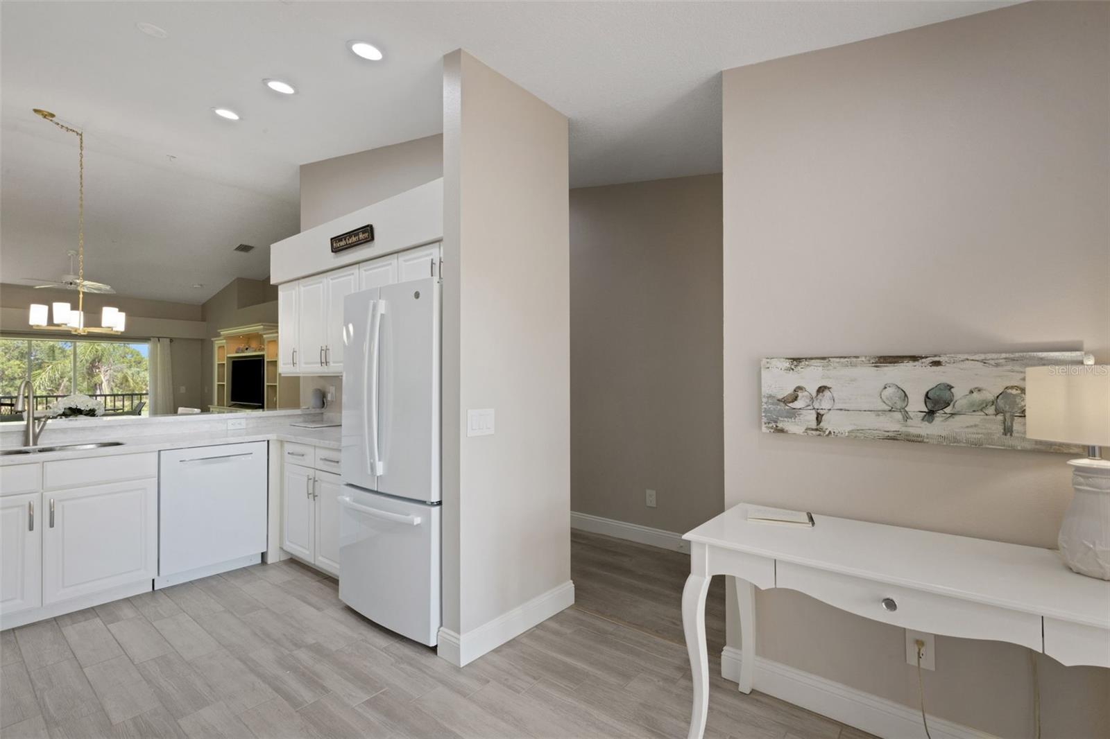 Image 9 of 92 For 8921 Veranda Way 325