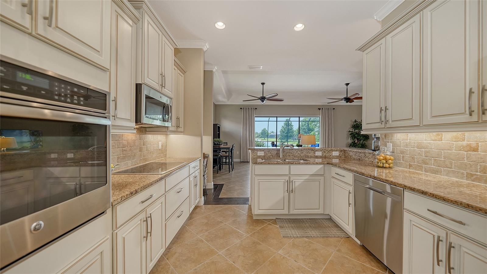 Image 18 of 61 For 7215 San Miguel Cove