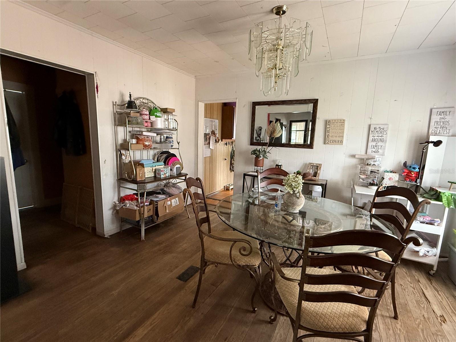 Image 12 of 42 For 1423 16th Street W