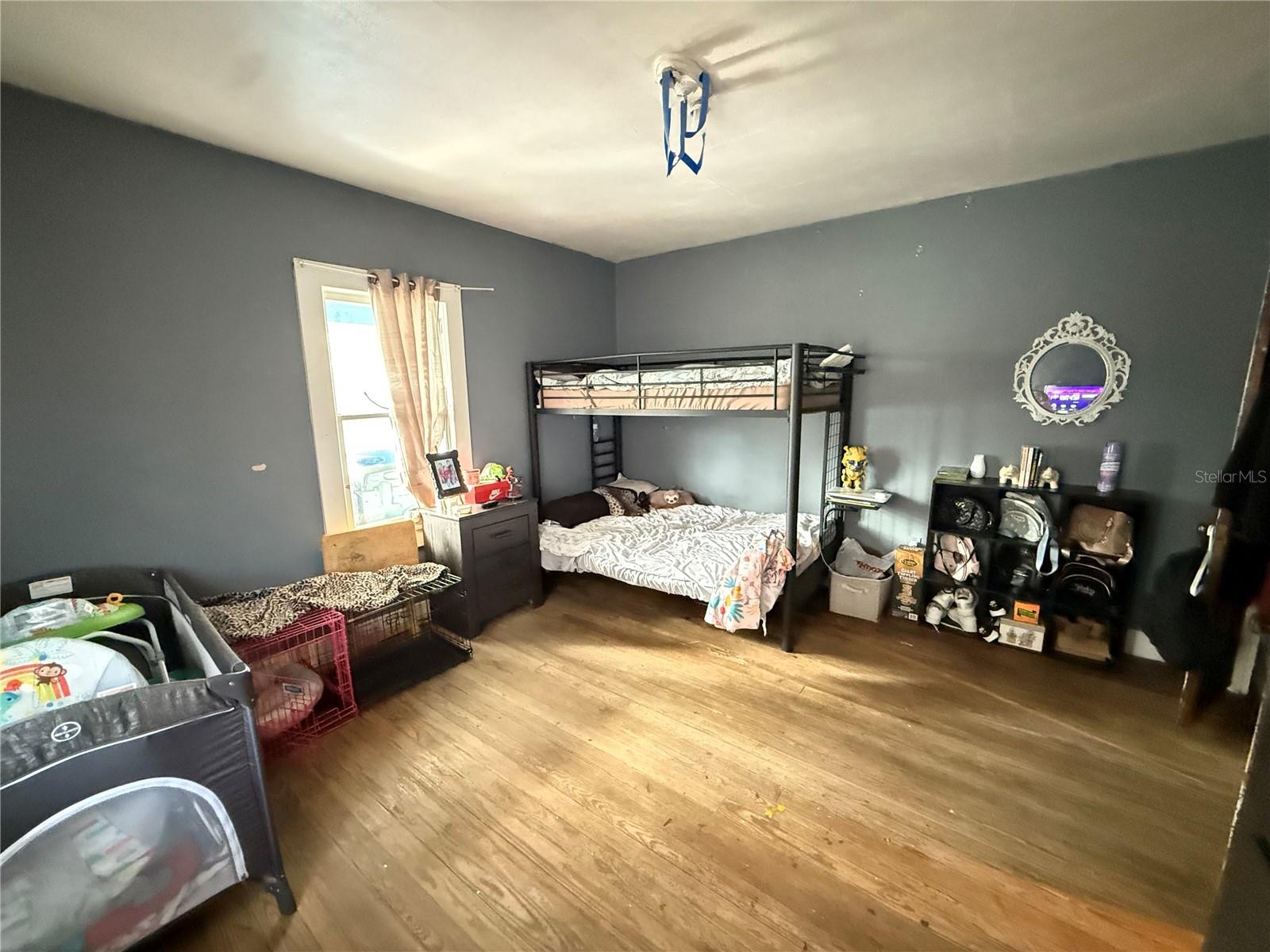 Image 22 of 42 For 1423 16th Street W