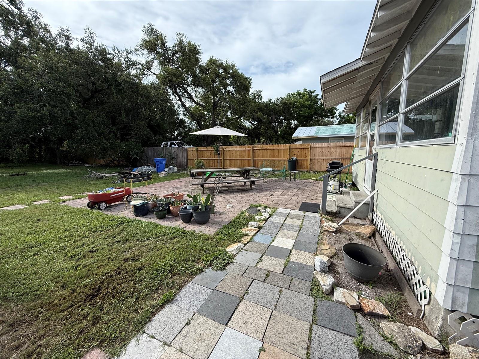 Image 29 of 42 For 1423 16th Street W