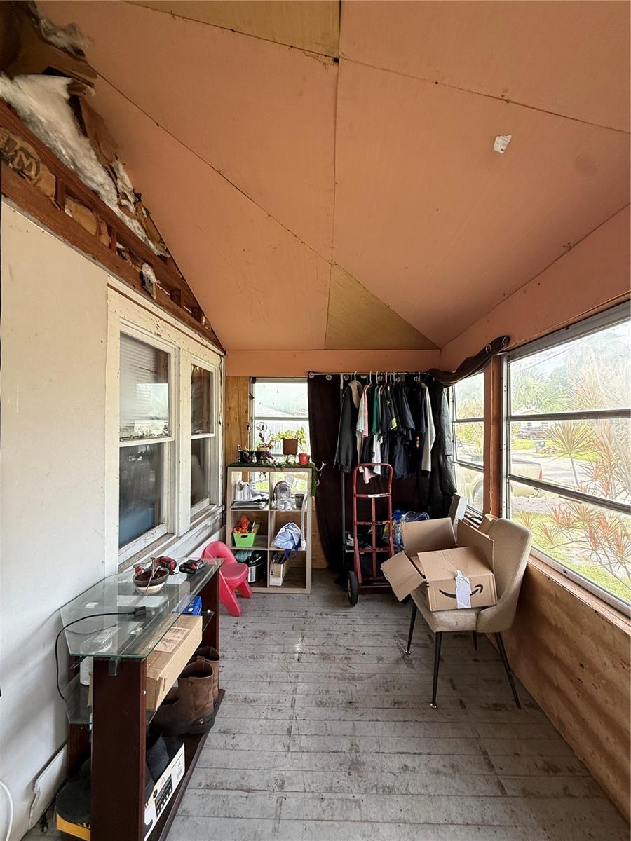 Image 6 of 42 For 1423 16th Street W