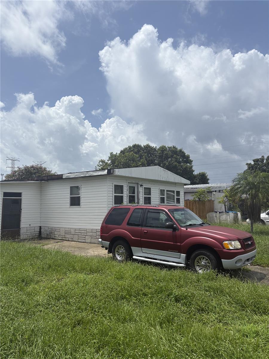 Image 3 of 11 For 13806 60th Street N