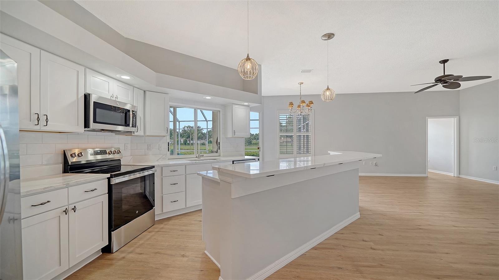 Image 12 of 85 For 4239 Balmoral Way