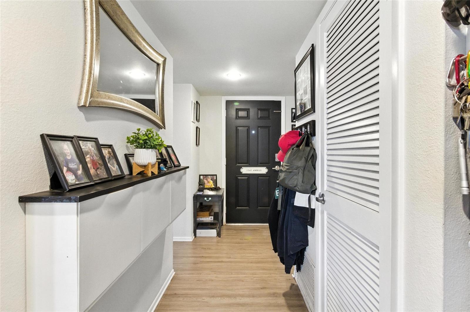 Image 4 of 34 For 6382 Talbot Street