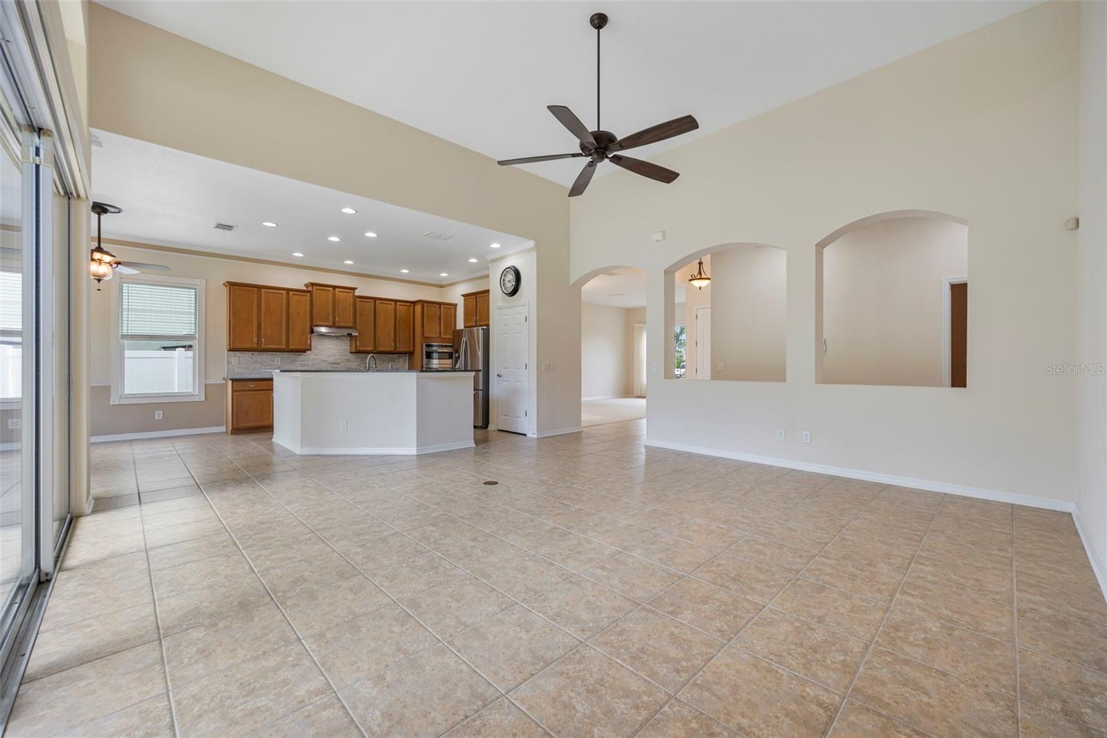Image 18 of 40 For 5505 72nd Terrace E