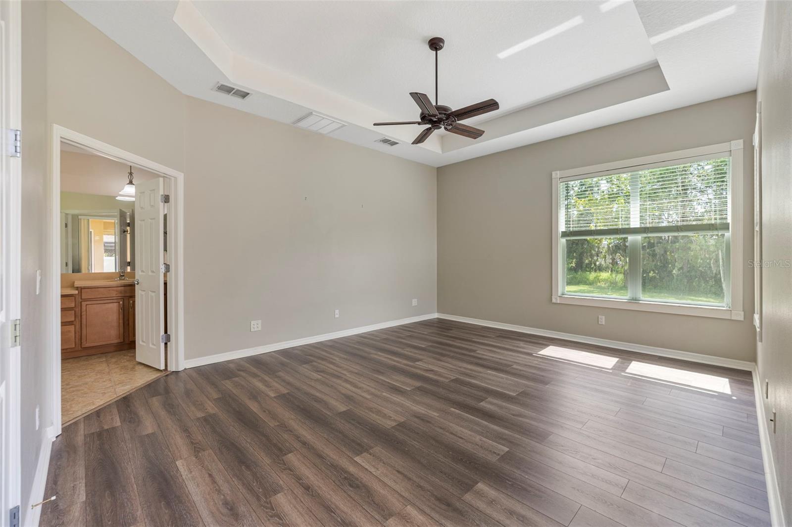 Image 28 of 40 For 5505 72nd Terrace E