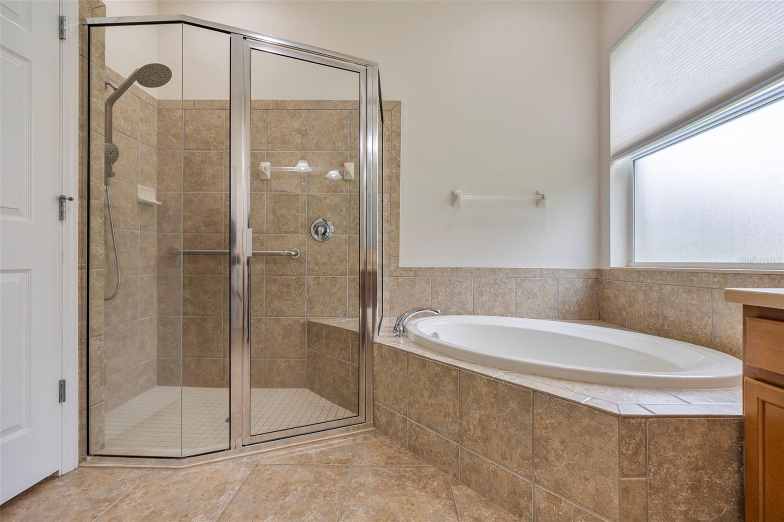 Image 32 of 40 For 5505 72nd Terrace E