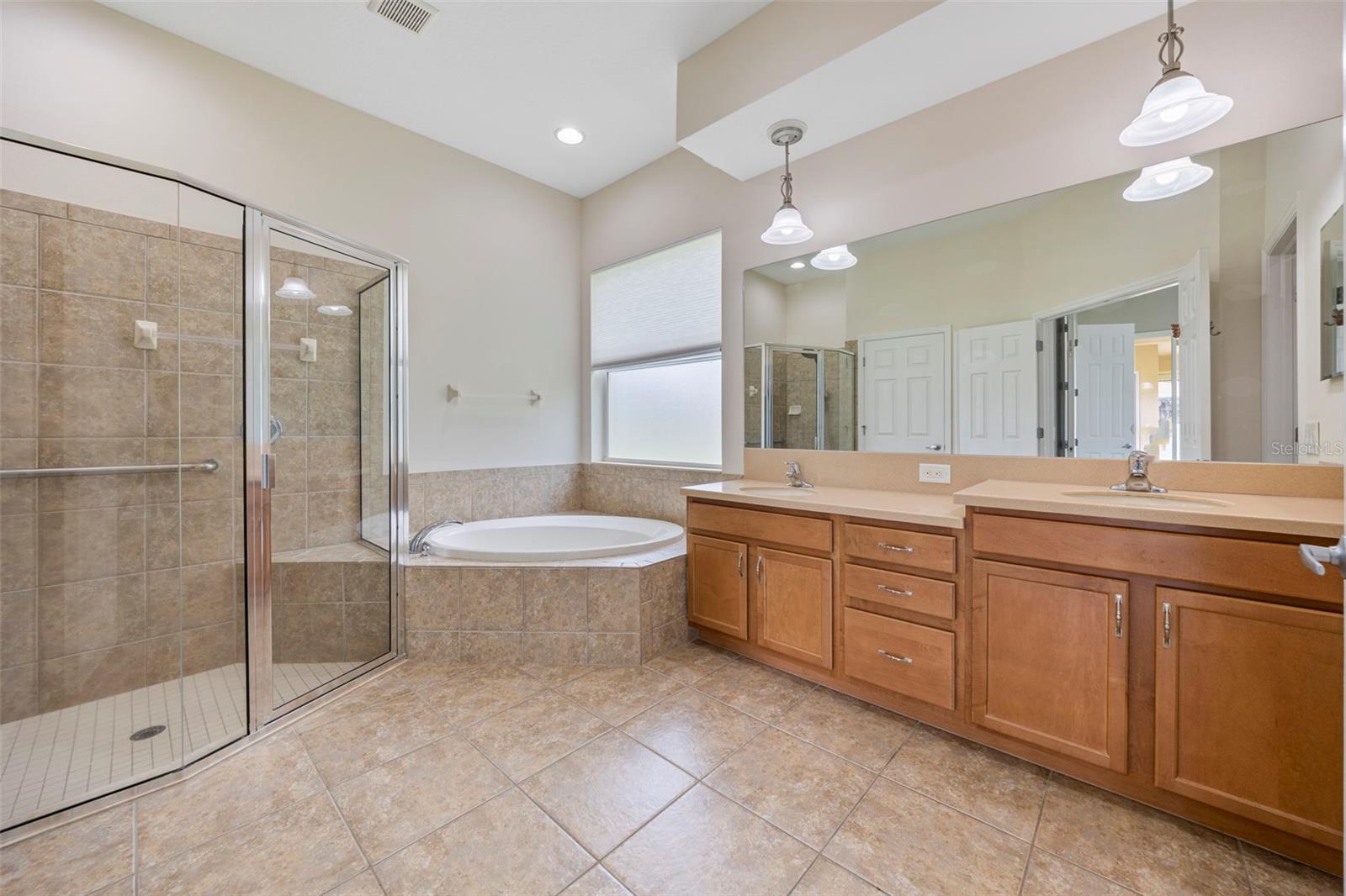 Image 34 of 40 For 5505 72nd Terrace E