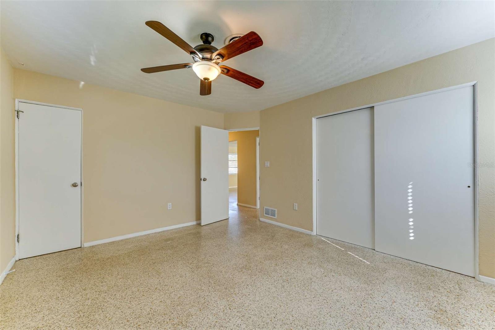 Image 12 of 24 For 2840 Webber Street