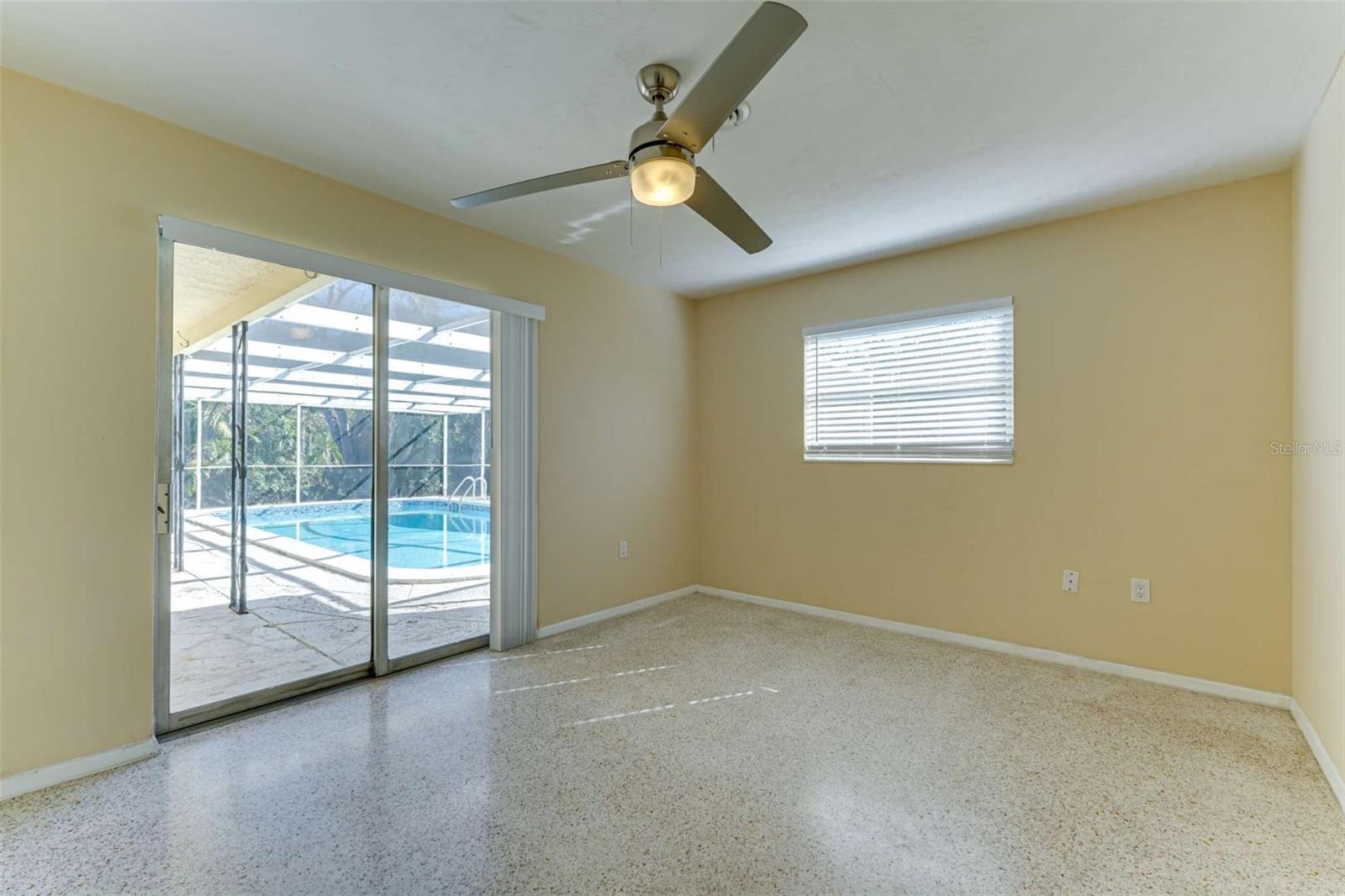 Image 16 of 24 For 2840 Webber Street