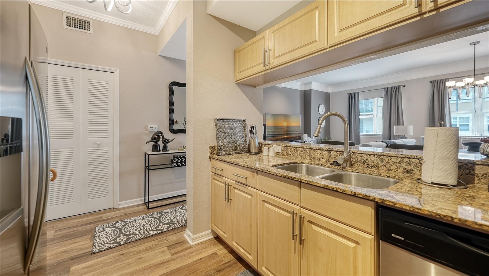 Image 12 of 49 For 1064 Tamiami Trail 1522