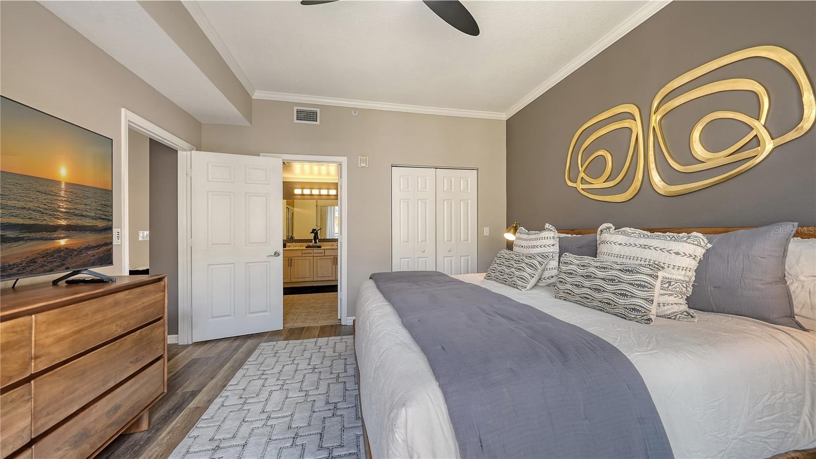 Image 15 of 49 For 1064 Tamiami Trail 1522