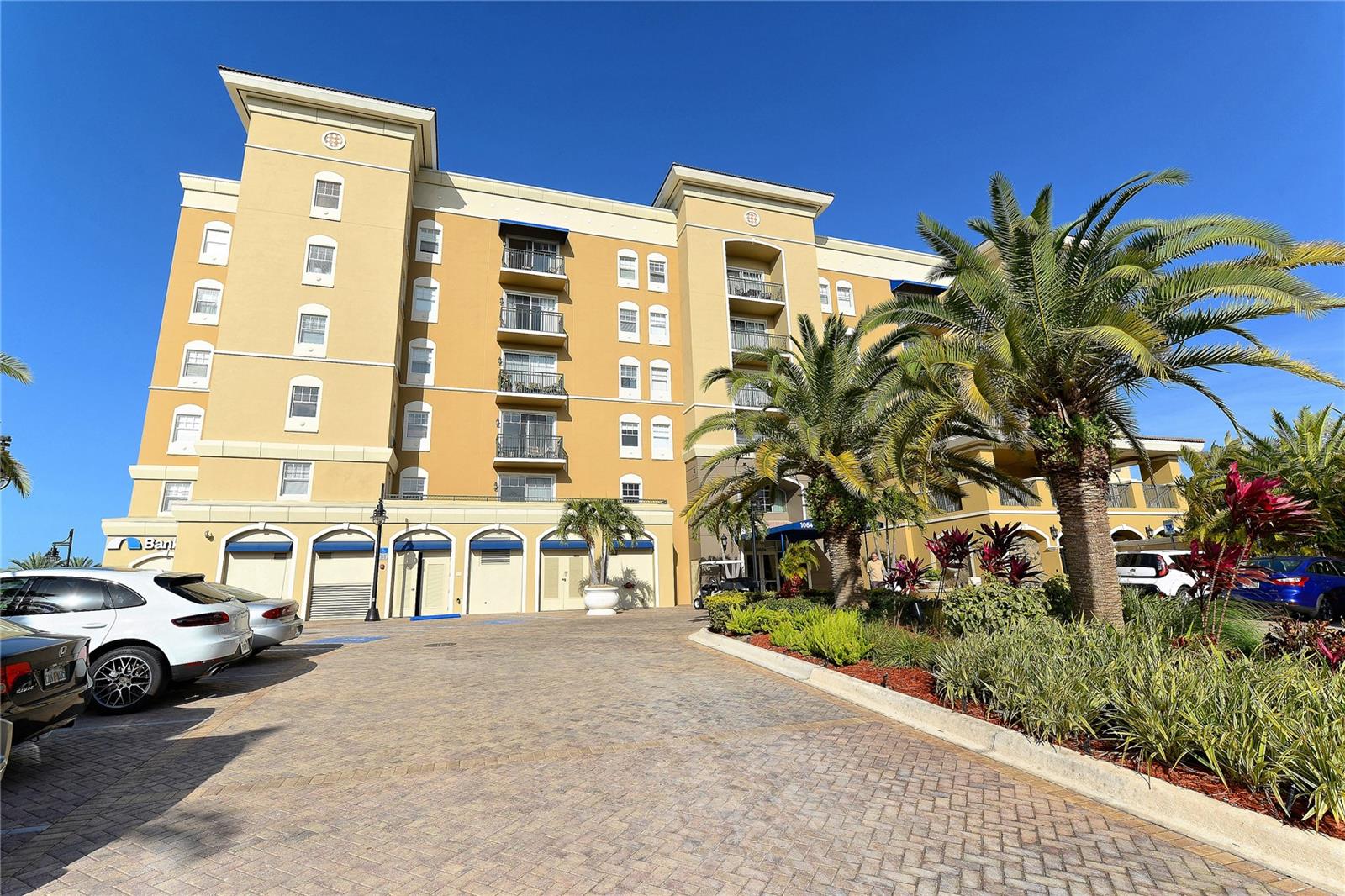 Image 24 of 49 For 1064 Tamiami Trail 1522