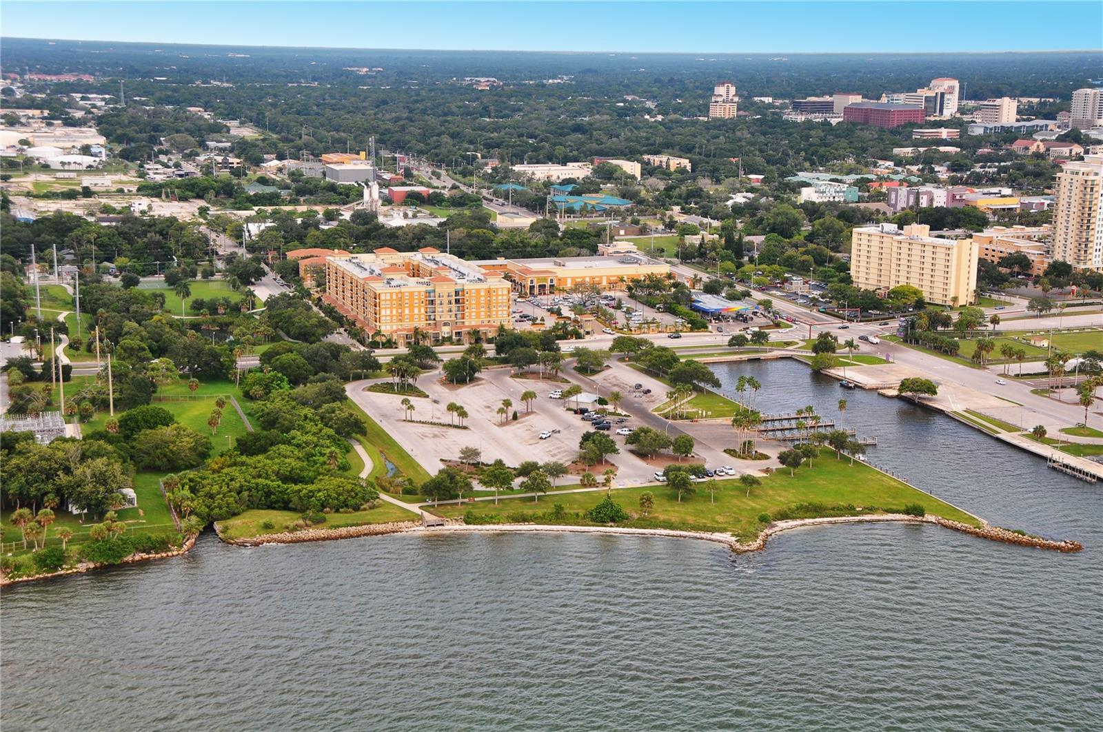 Image 40 of 49 For 1064 Tamiami Trail 1522