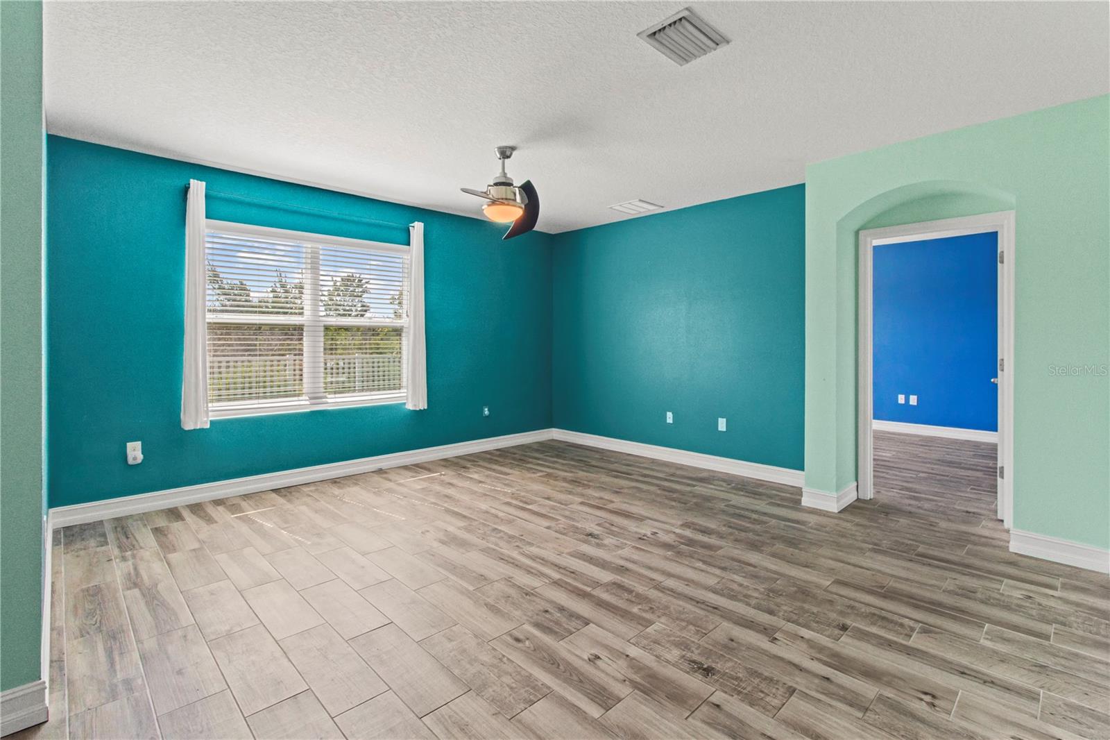 Image 15 of 42 For 3830 Willow Walk Drive