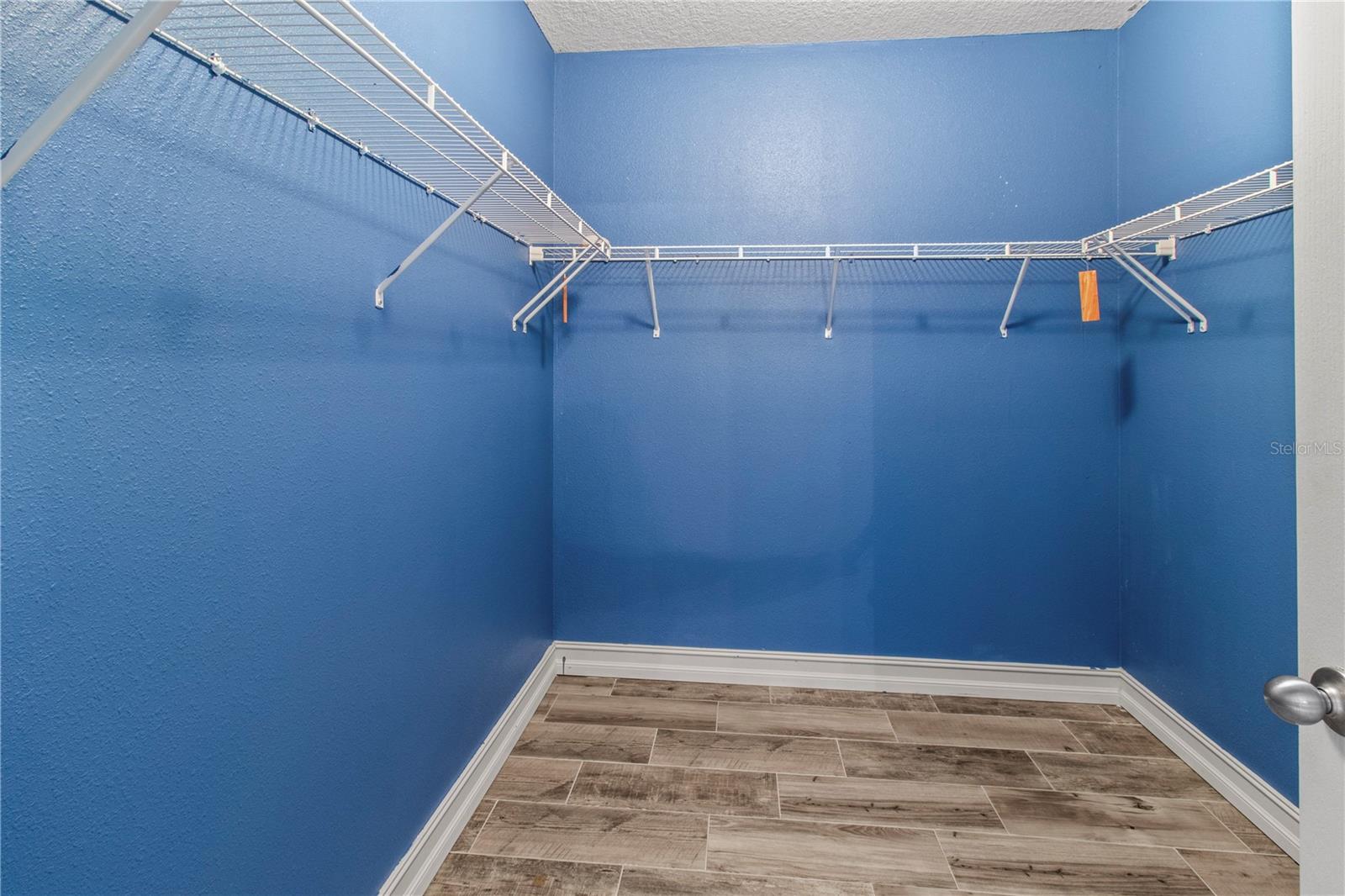 Image 22 of 42 For 3830 Willow Walk Drive