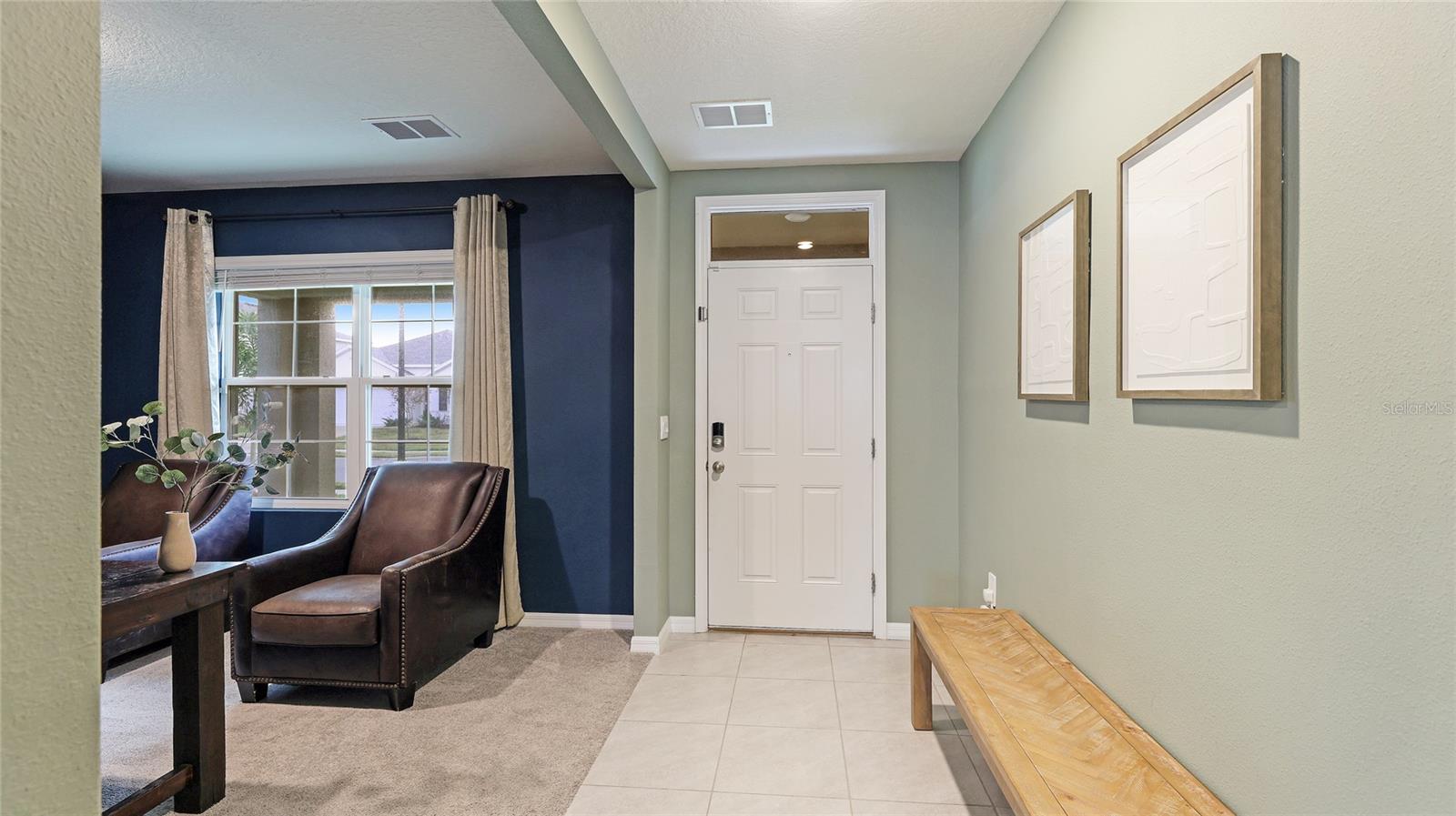 Image 17 of 67 For 2118 Grand Flora Trail