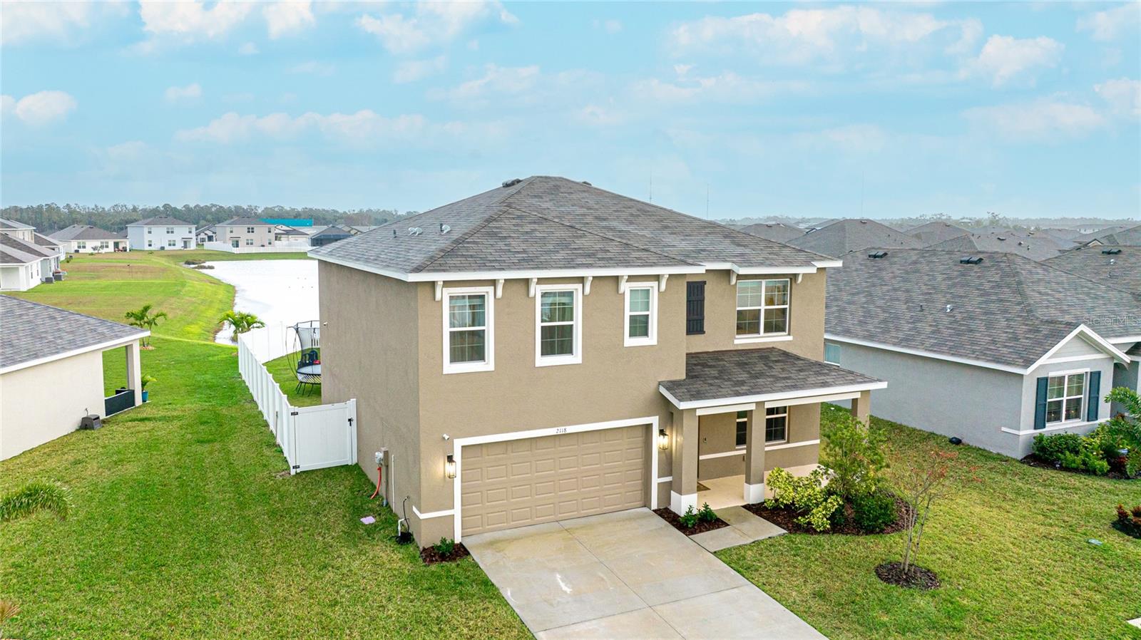 Image 3 of 67 For 2118 Grand Flora Trail