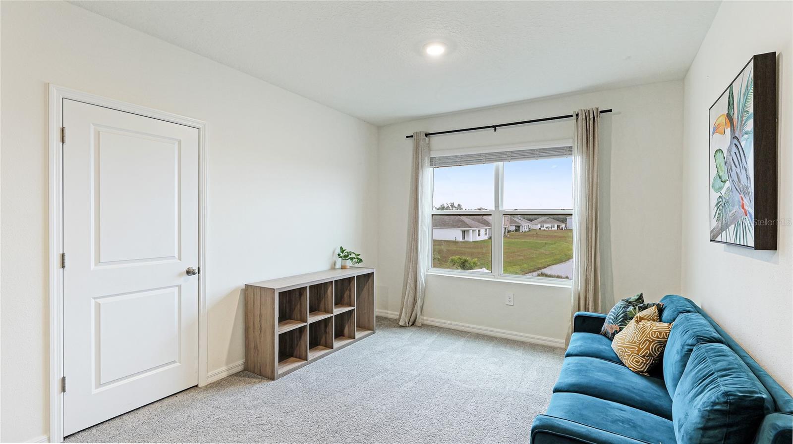 Image 33 of 67 For 2118 Grand Flora Trail