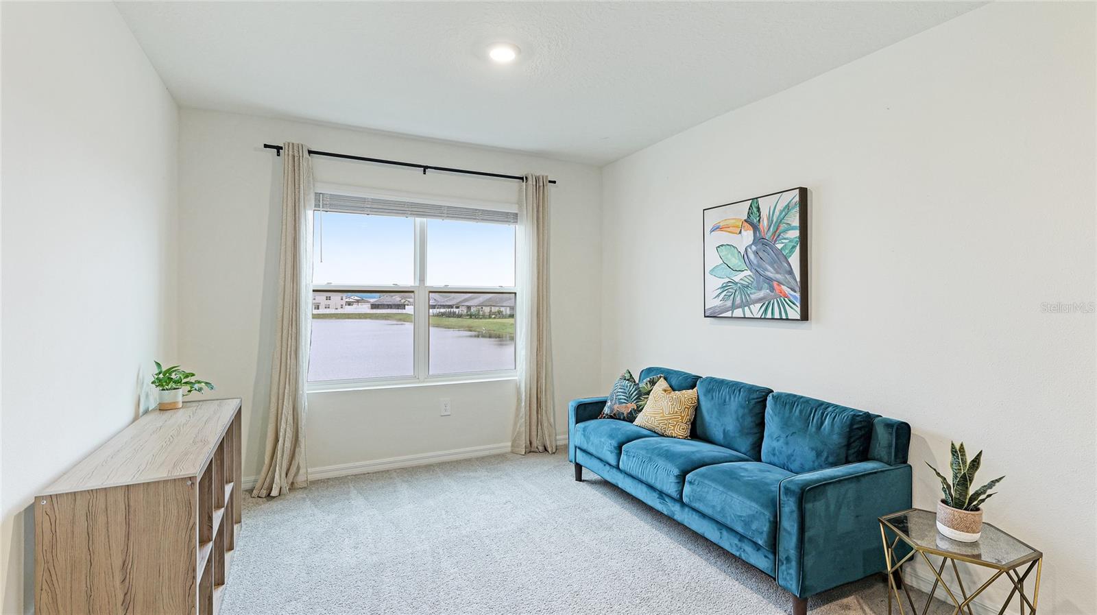 Image 34 of 67 For 2118 Grand Flora Trail