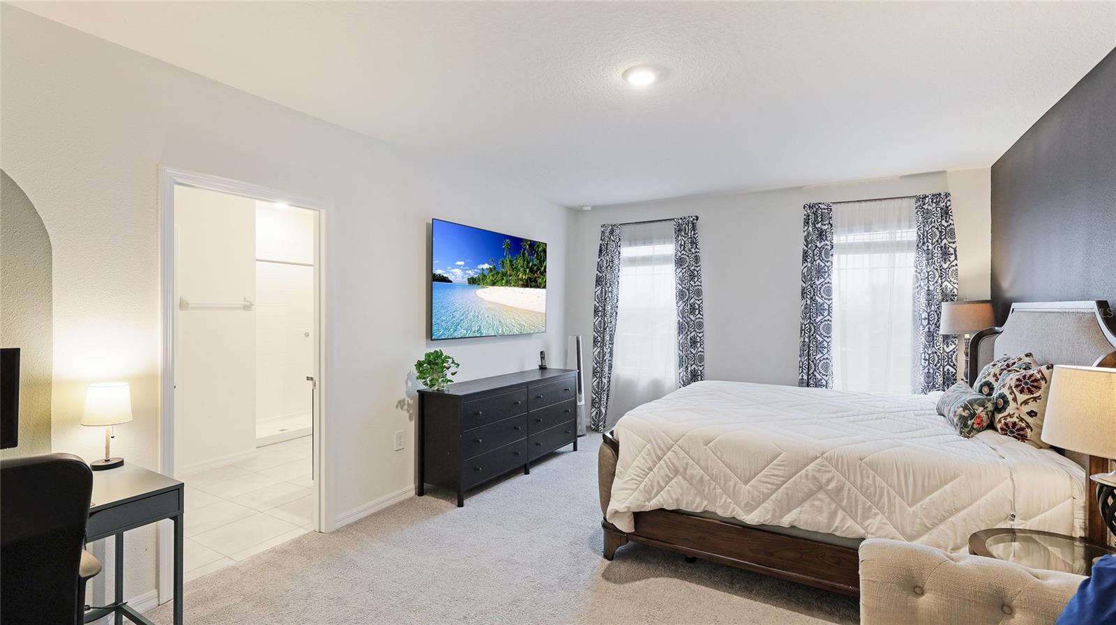 Image 37 of 67 For 2118 Grand Flora Trail