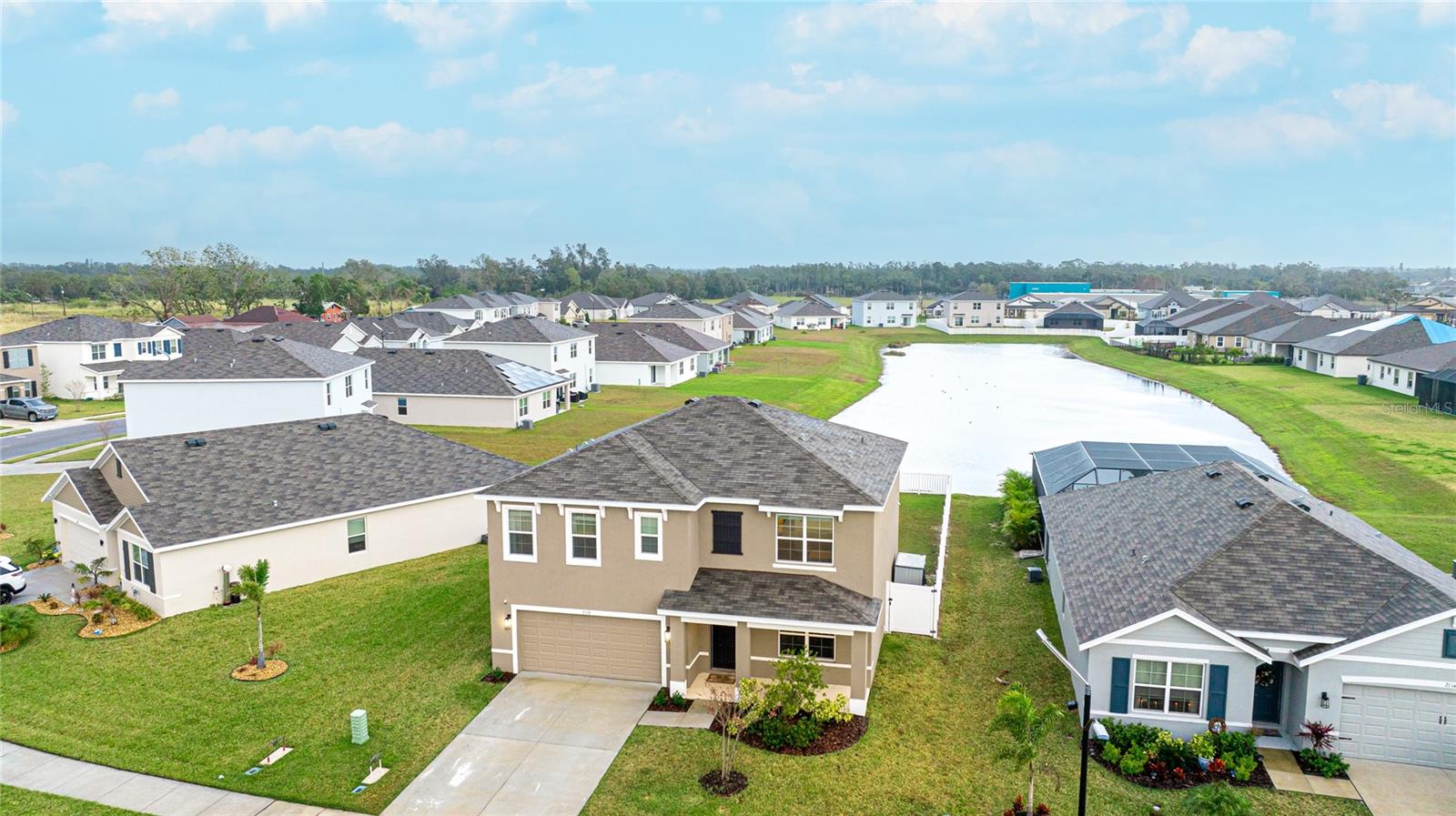Image 4 of 67 For 2118 Grand Flora Trail